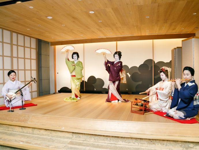 Asakusa geisha dance