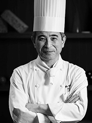 総料理長：依田 卓也