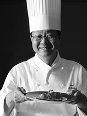 料理長：小堀　仁