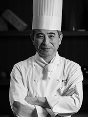総料理長　依田 卓也