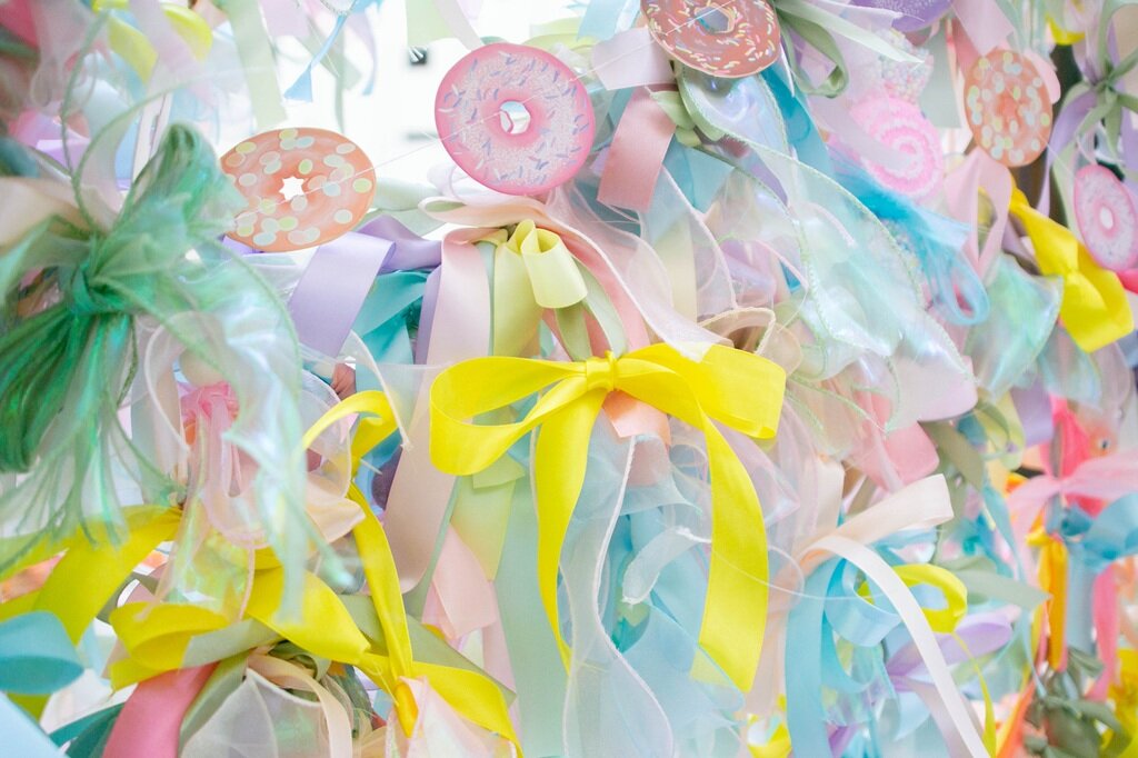 ゲスト参加型アート「つながる色、つむぐ想い。」