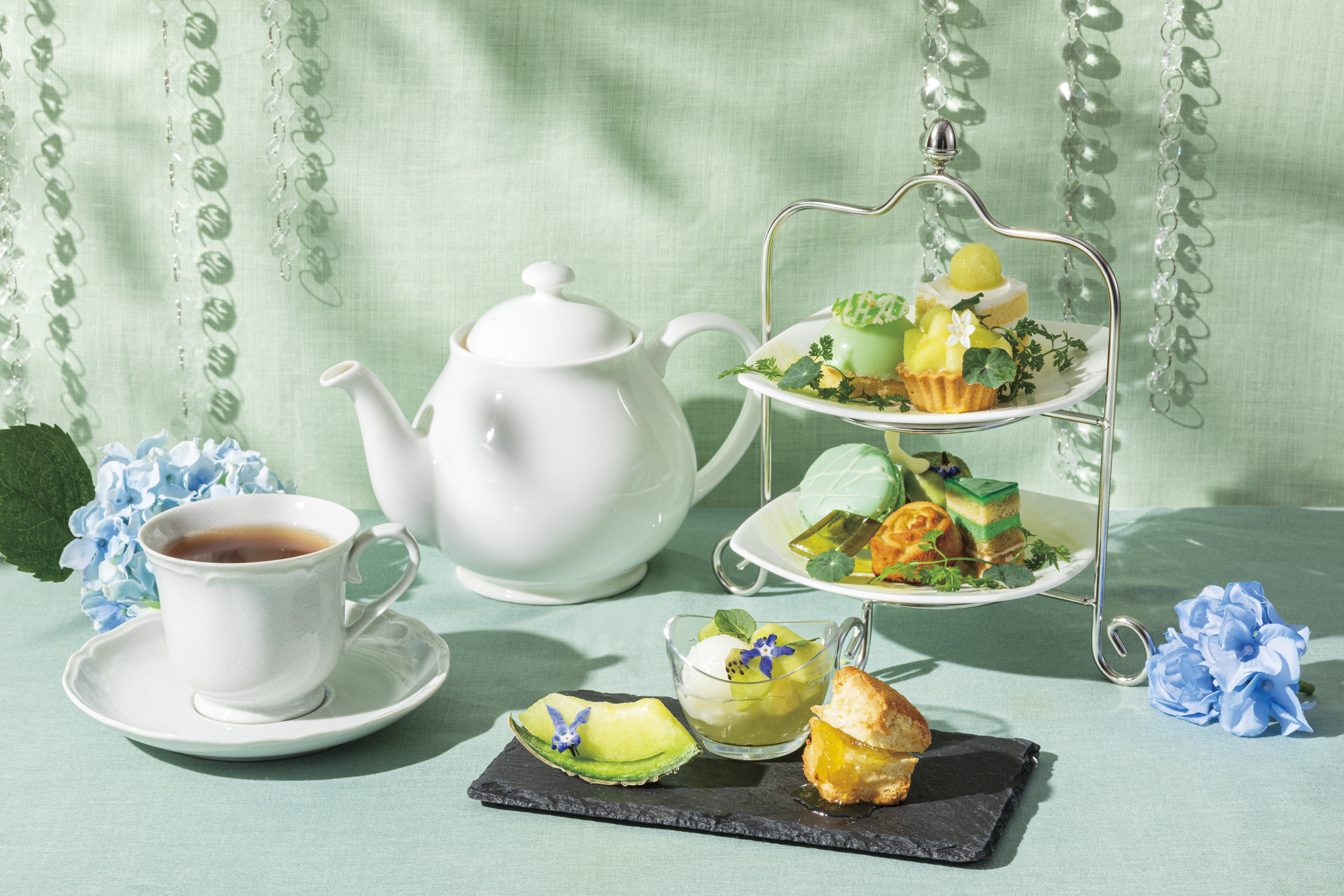 デザートスタンド