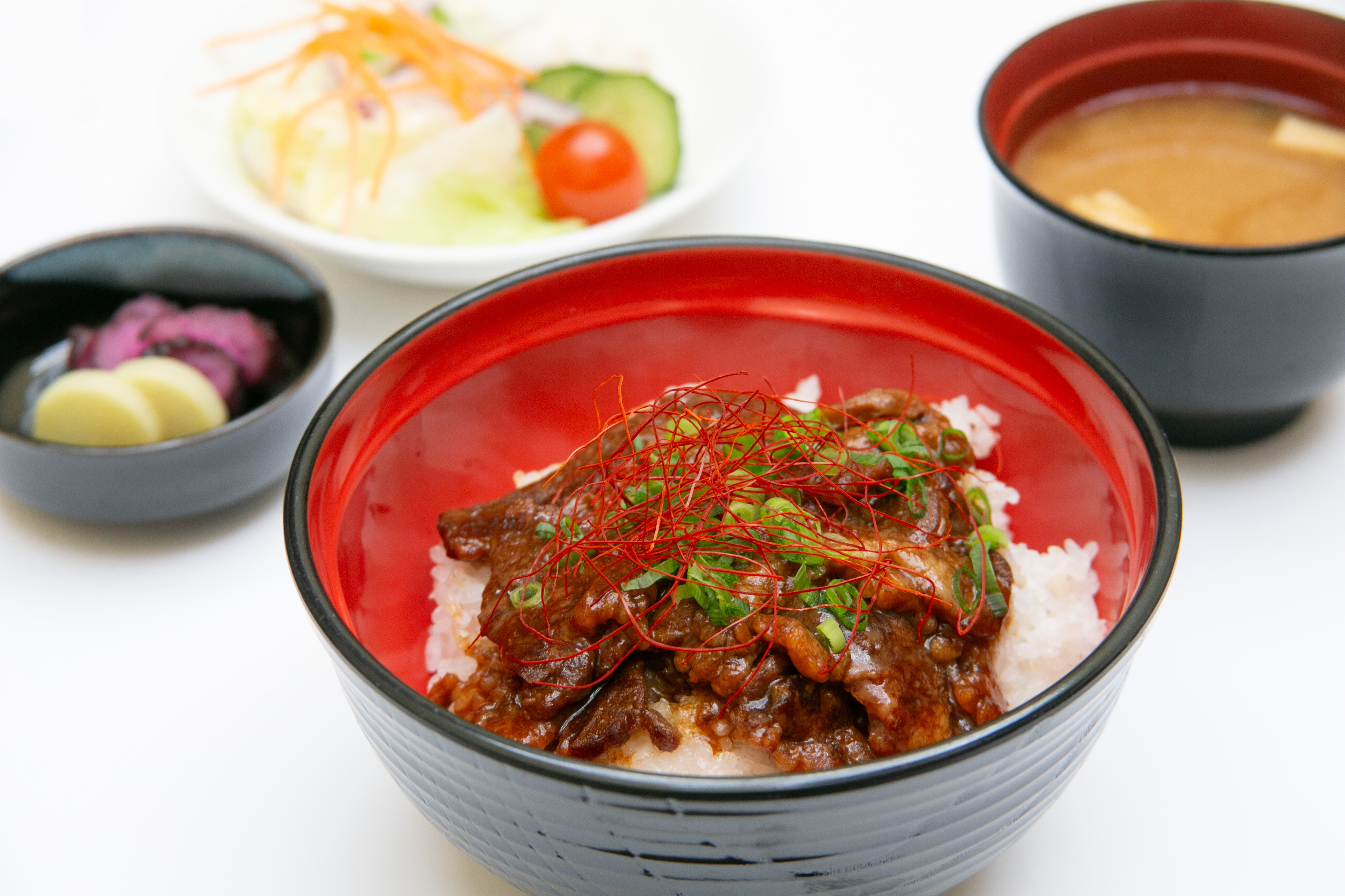 アンガス牛カルビ丼