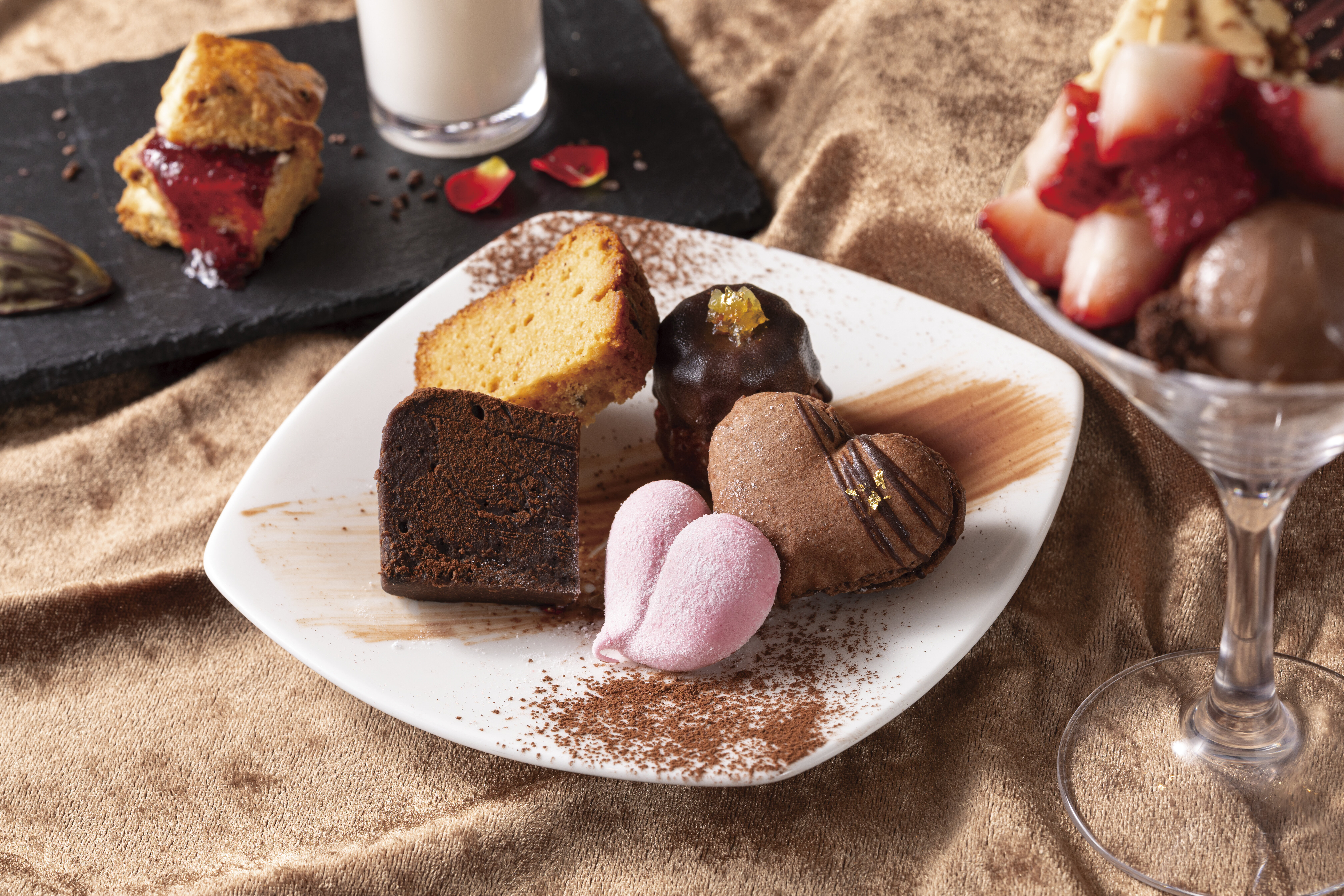 デザートスタンド下段